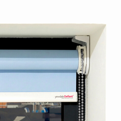 R40 Premium Roller Blind with Sidewinder
