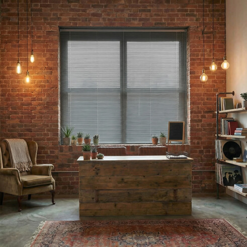 VN25S Venetian Blind with Mono Chain